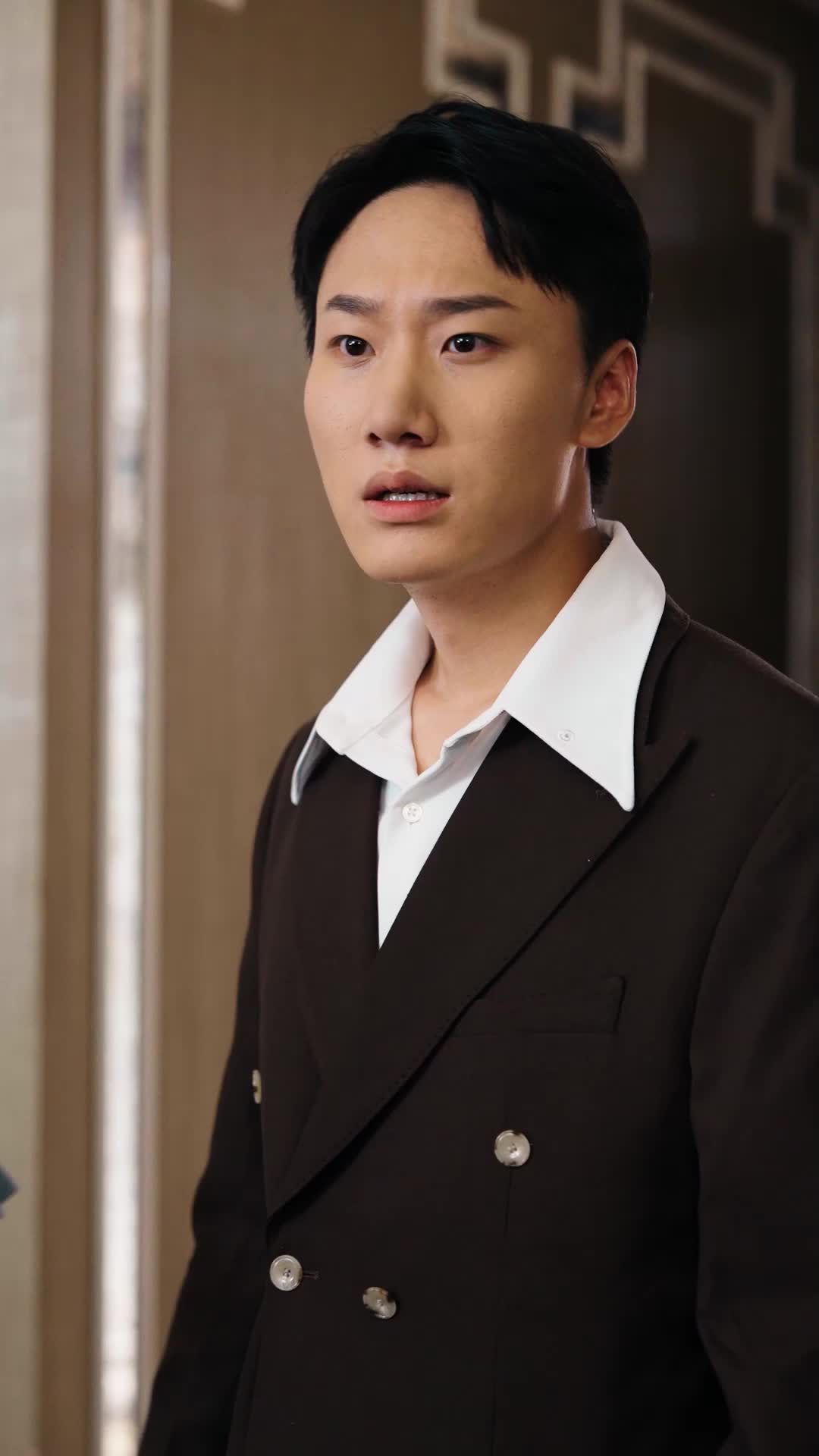 Episódio 10 - The Billionaire's Six Enchanting Mischiefs